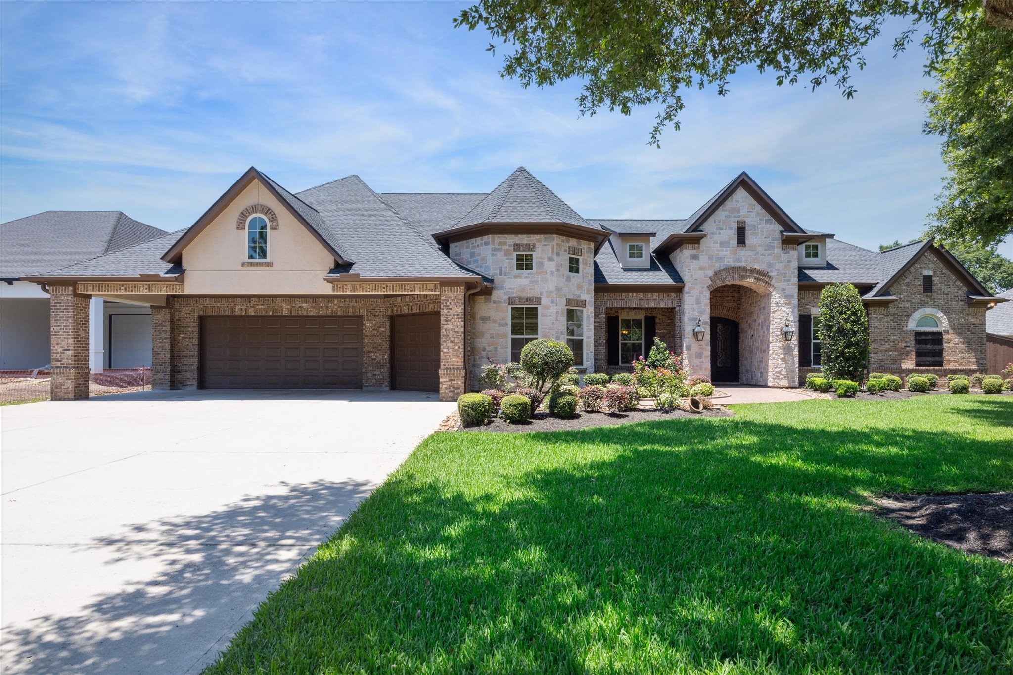 810 Briarmeadow Avenue Friendswood TX 77546