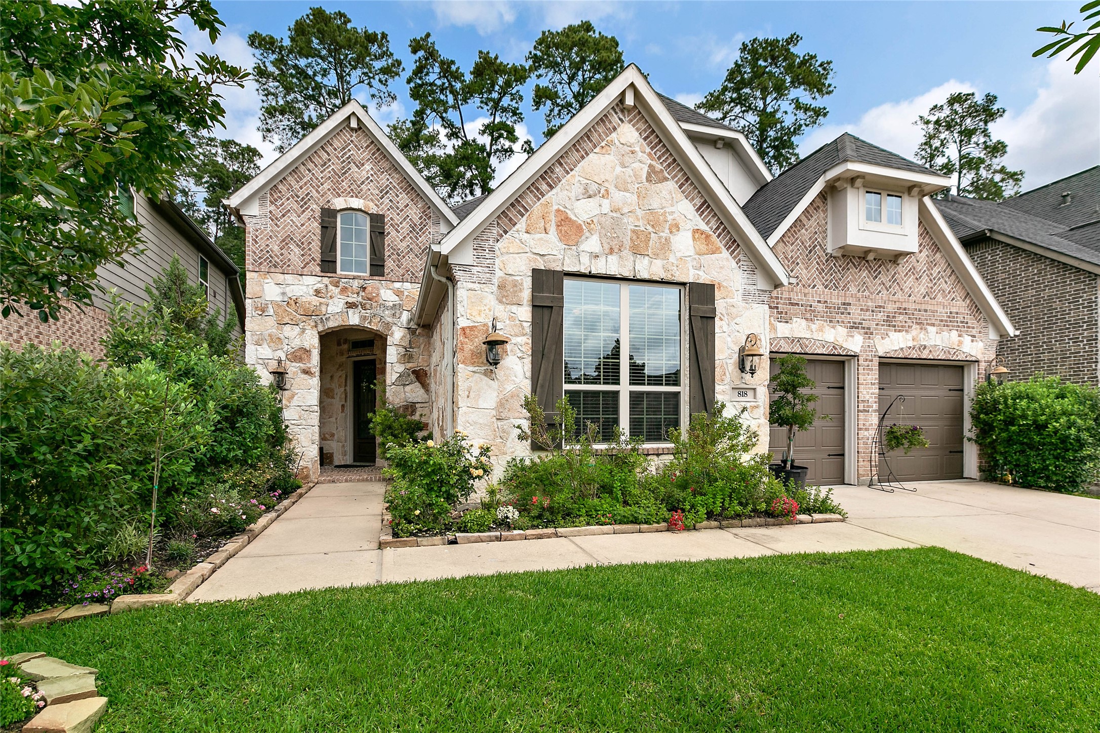818 Evergreen Meadows Lane Pinehurst TX 77362