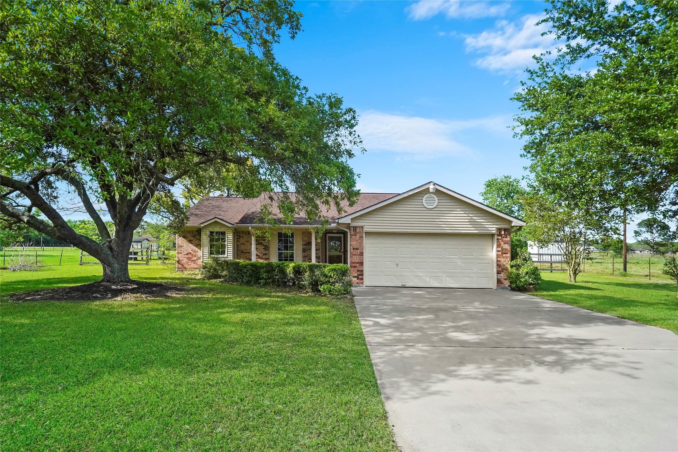 12510 33rd Street Santa Fe TX 77510