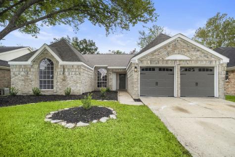 4723 Wynnview Drive Friendswood TX 77546