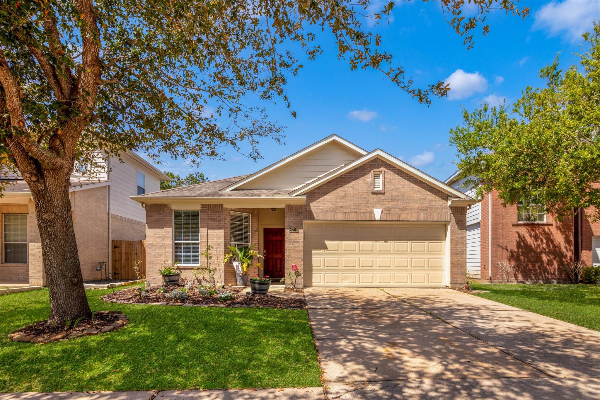 4710 Brazos Point Lane Fresno TX 77545