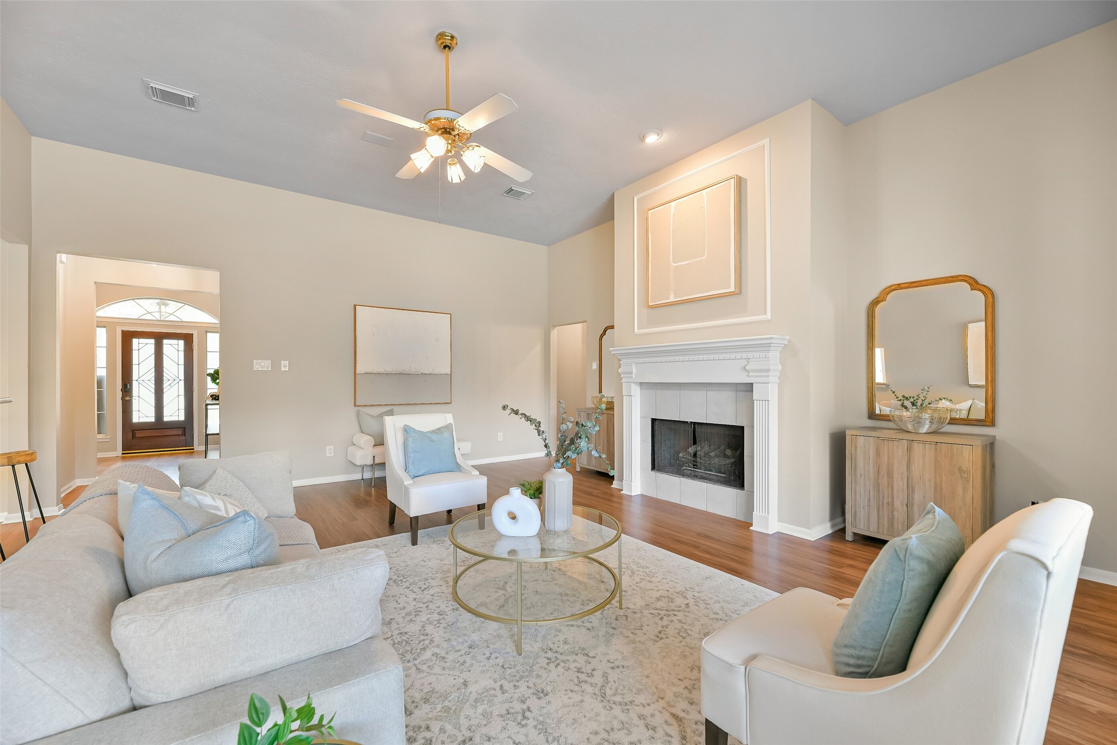 417 Meadow Run Drive Friendswood TX 77546
