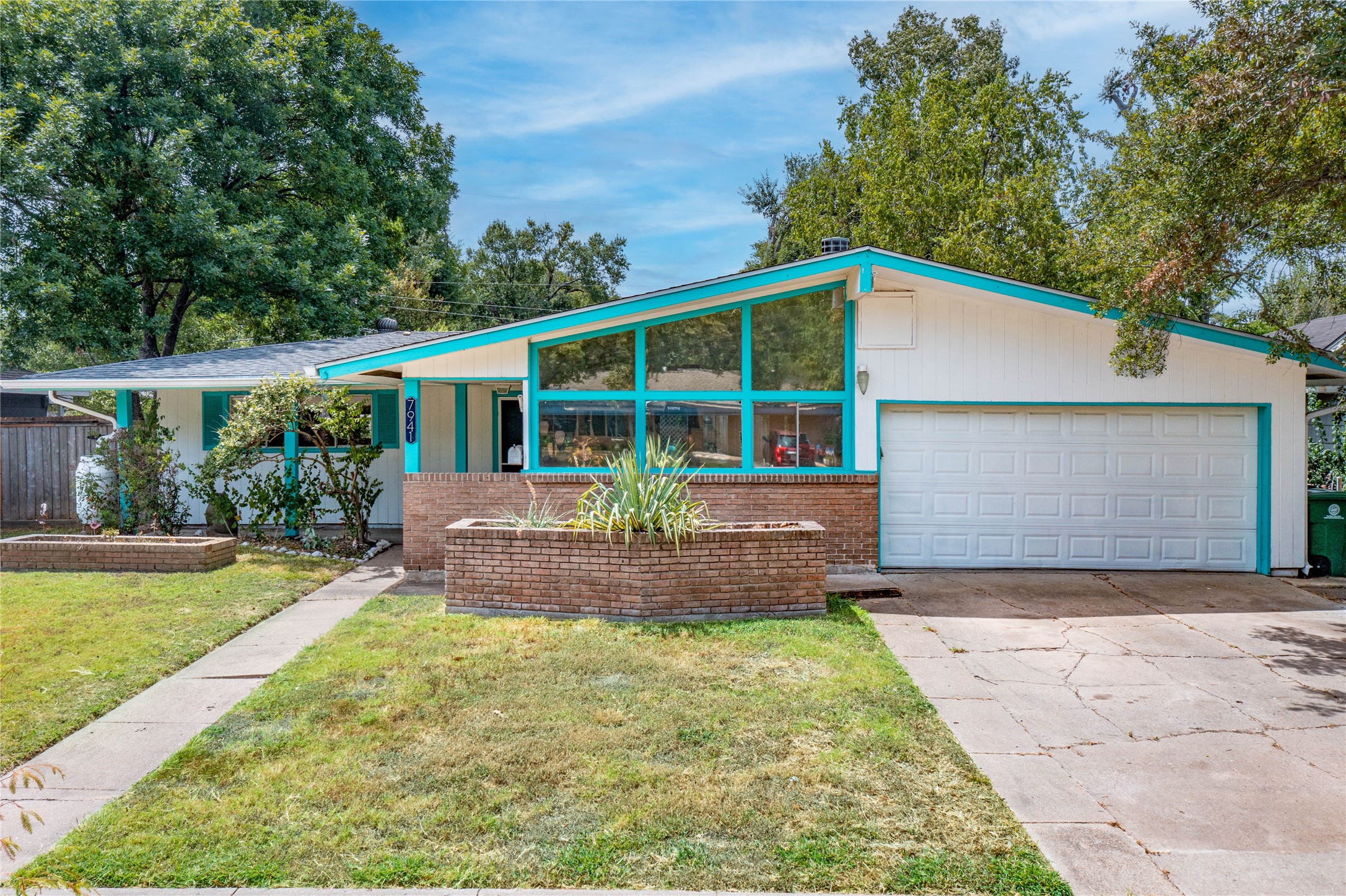 7941 Ridgeview Drive Houston TX 77055