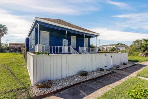 3913 Ball Street Galveston TX 77550