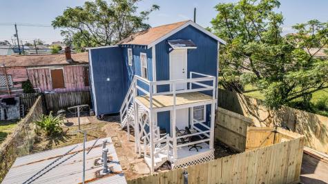 3913 Ball Street Galveston TX 77550