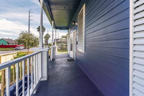 3913 Ball Street Galveston TX 77550