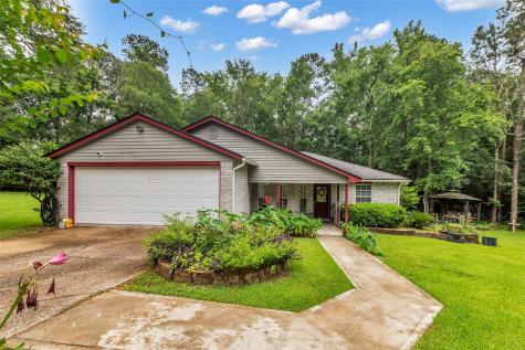 3360 Knob Oaks Drive Huntsville TX 77340