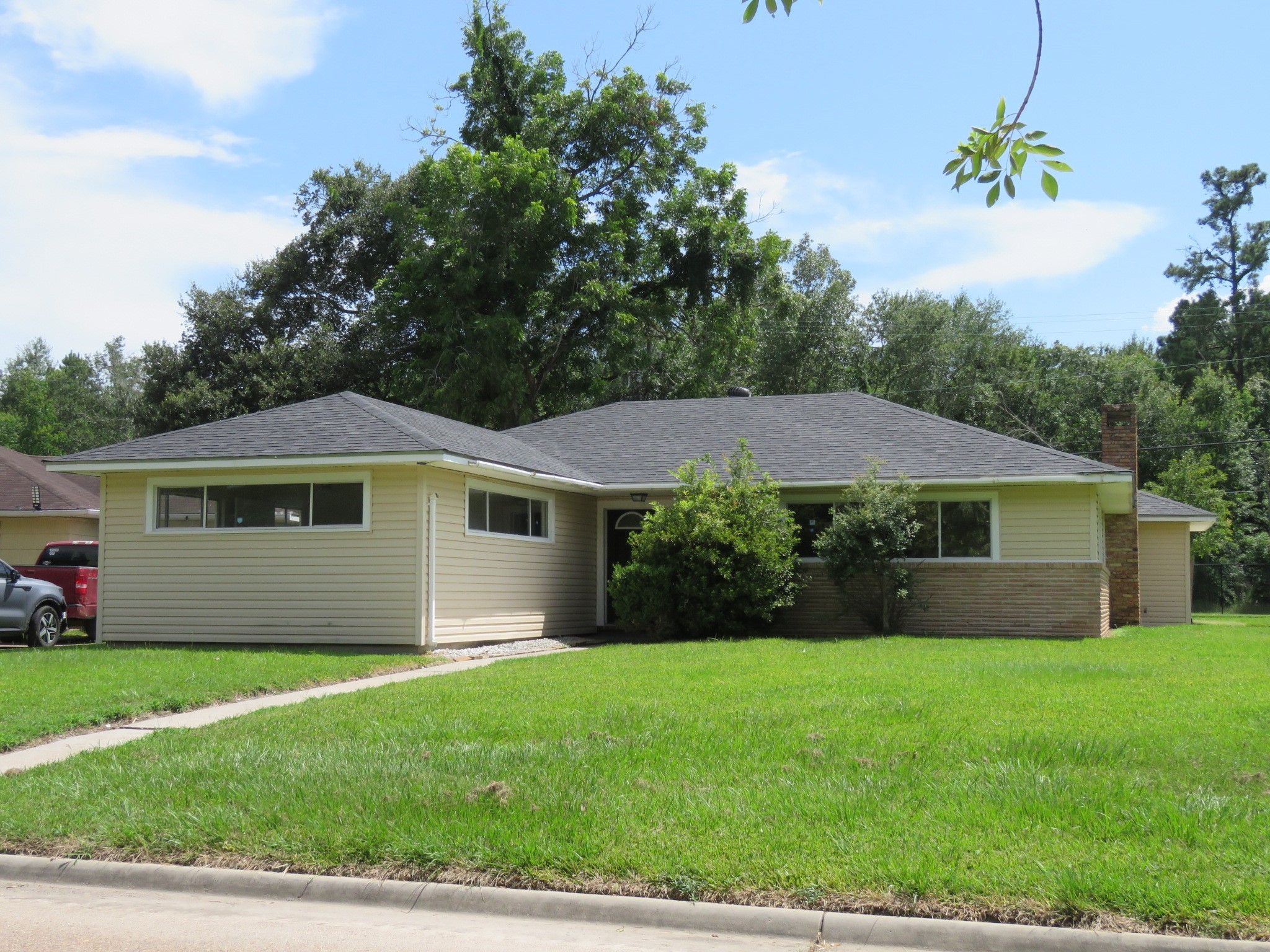 2313 Mckee Drive Orange TX 77630