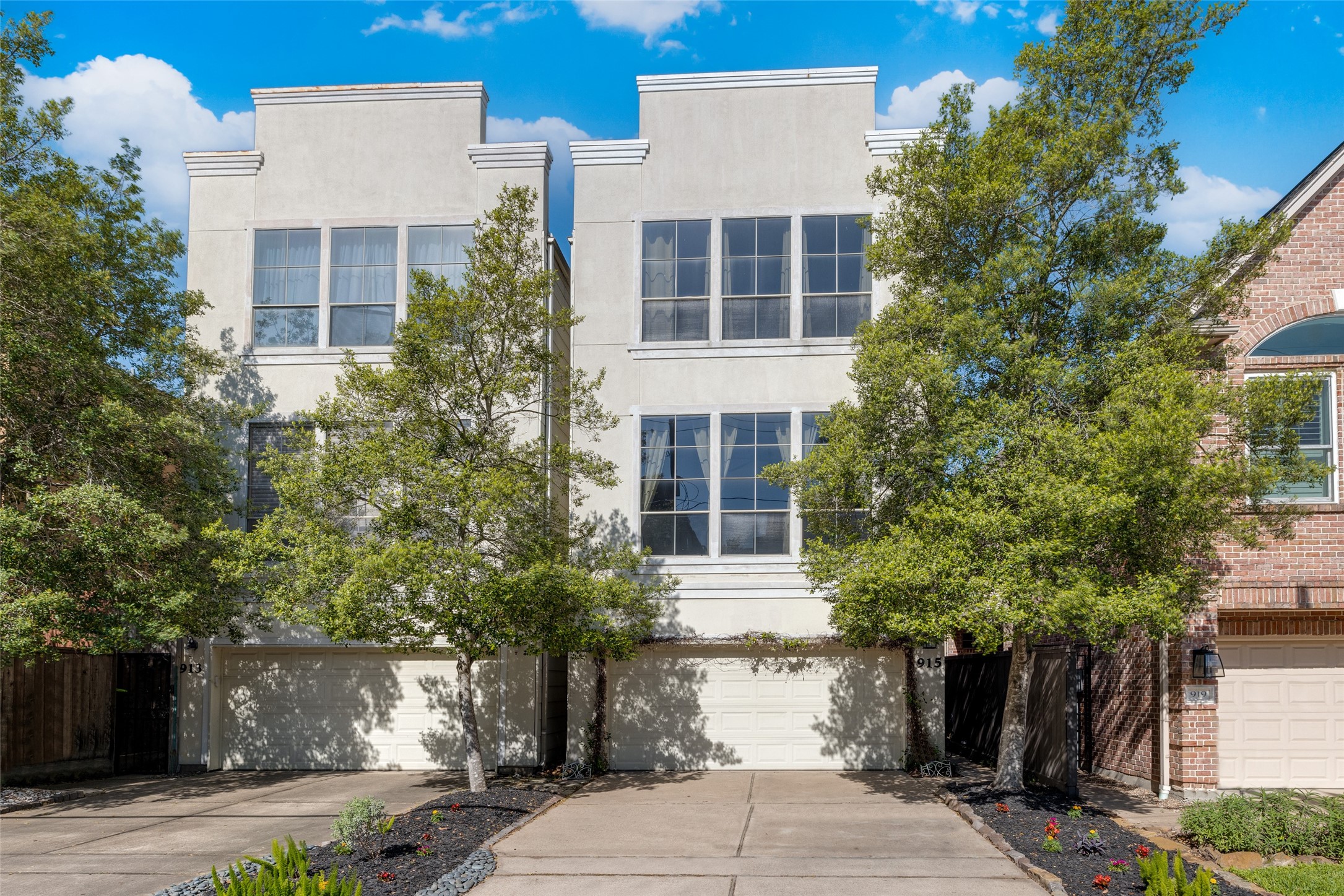 915 Malone Street Houston TX 77007