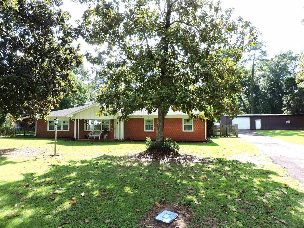 1935 Chinkapin Drive Vidor TX 77662