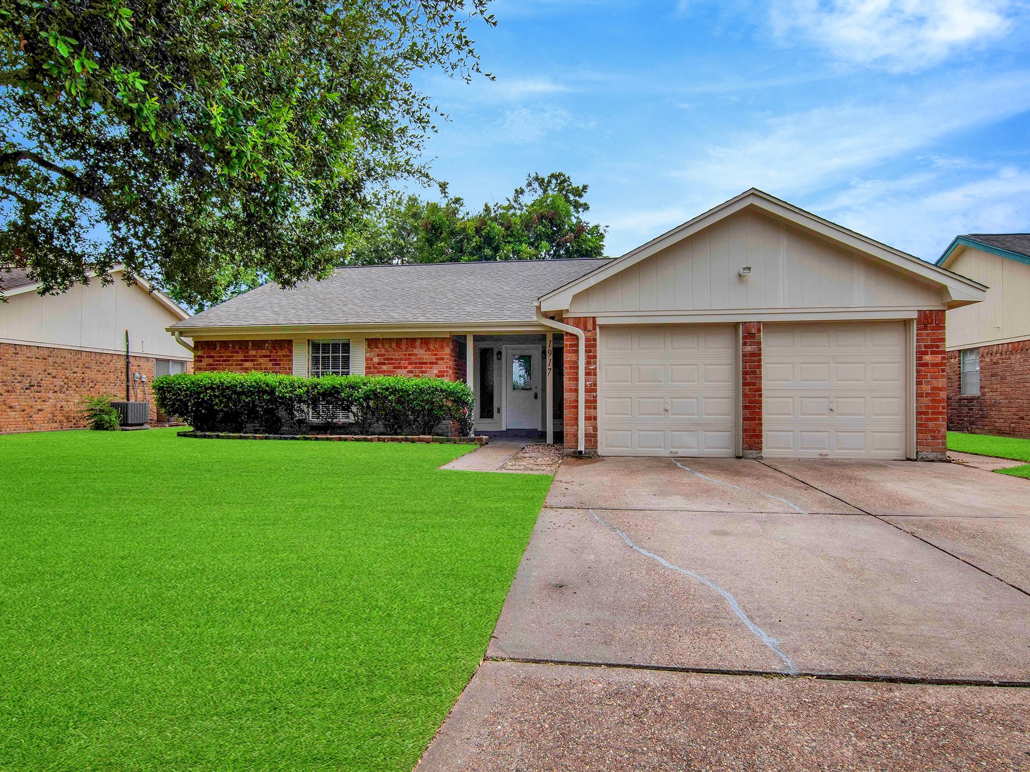 1917 28th Avenue N Texas City TX 77590