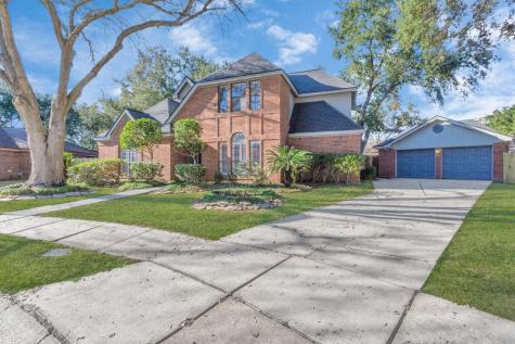 2470 Amberly Court Pearland TX 77584
