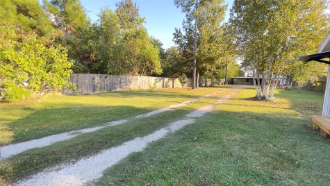102 County Road 3479j Cleveland TX 77327