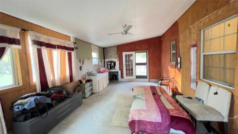 102 County Road 3479j Cleveland TX 77327