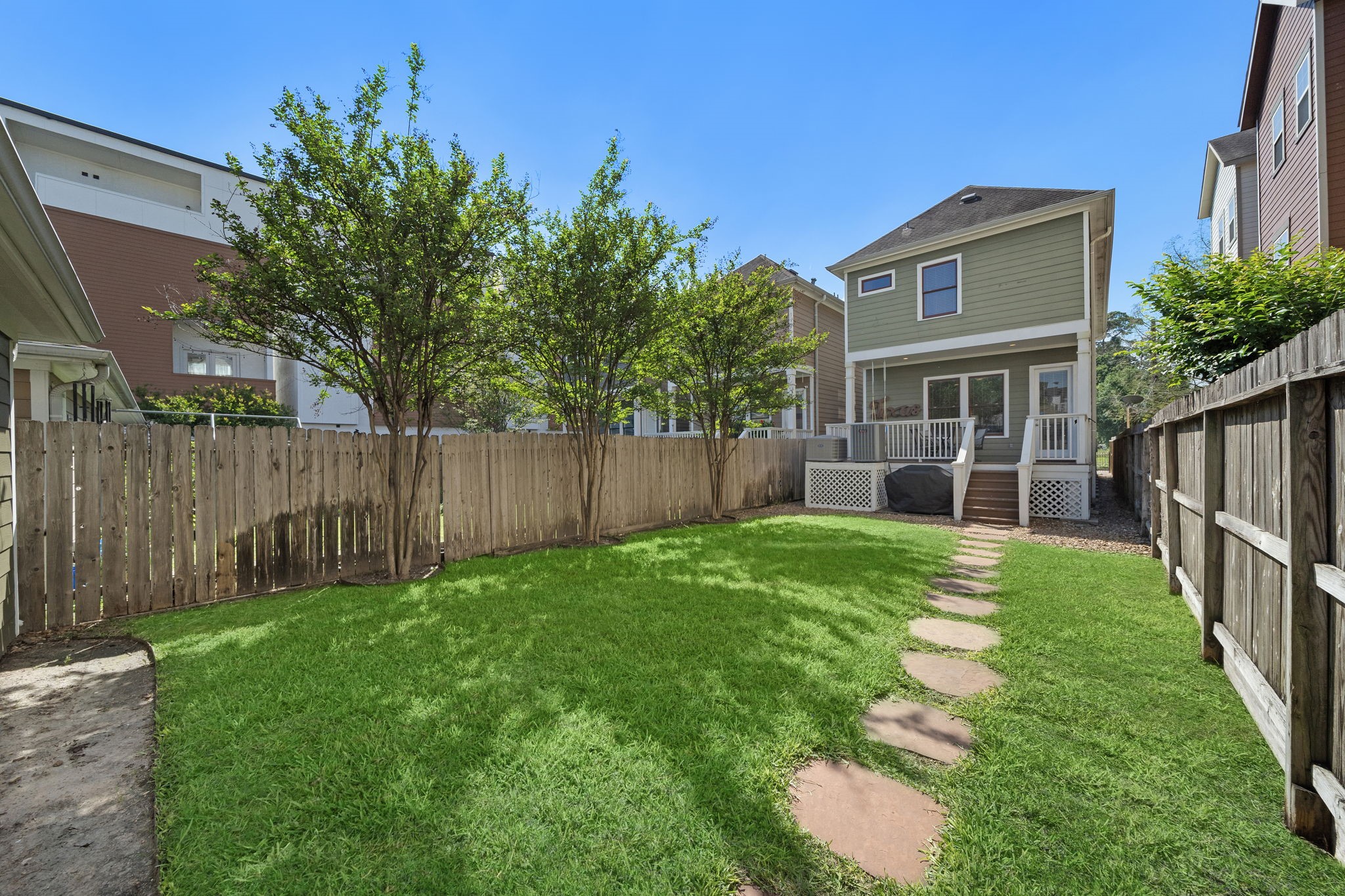 1551 W 23rd Street Houston TX 77008