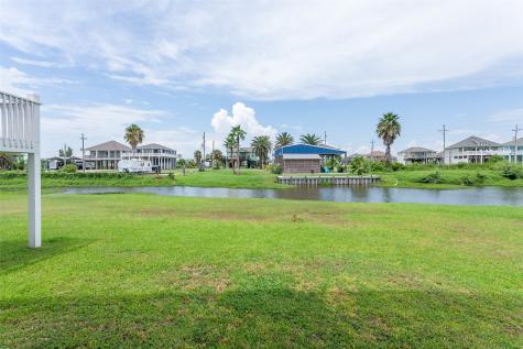 1987 Avenue G Port Bolivar TX 77650