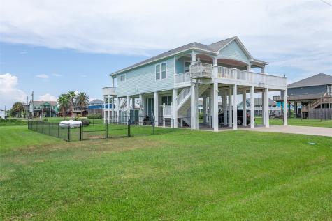 1987 Avenue G Port Bolivar TX 77650
