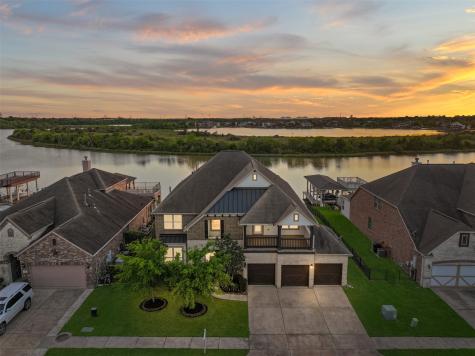 849 Signature Cove League City TX 77573