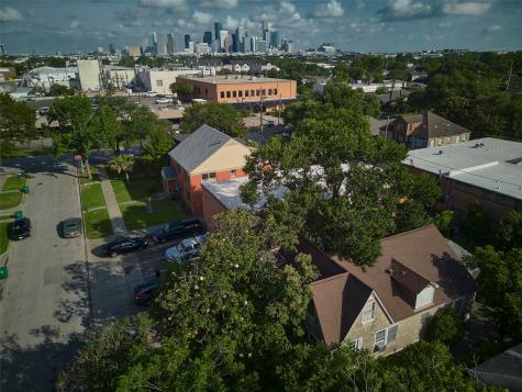4311 Pease Street Houston TX 77023