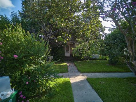 4311 Pease Street Houston TX 77023