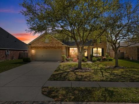 3410 Monarch Meadow Lane Pearland TX 77581