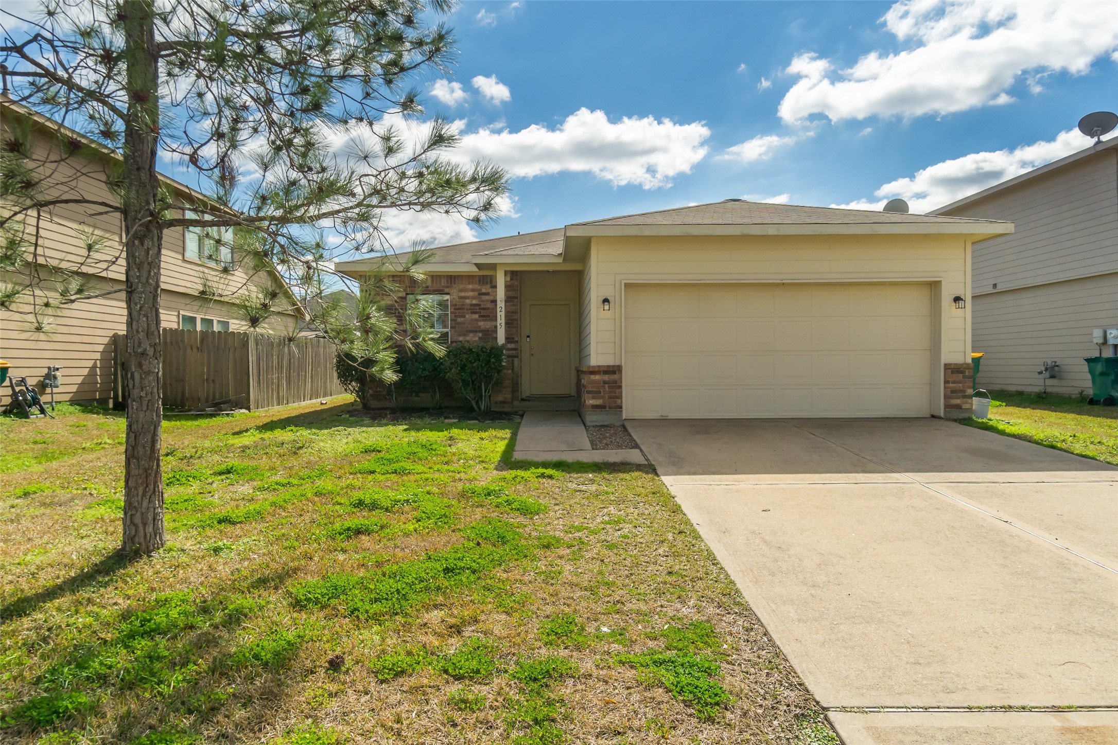 215 Splintered Arrow Drive La Marque TX 77568