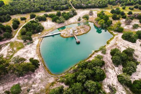 1331 E Parker Road Muldoon TX 78949