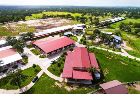1331 E Parker Road Muldoon TX 78949