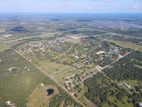 1331 E Parker Road Muldoon TX 78949