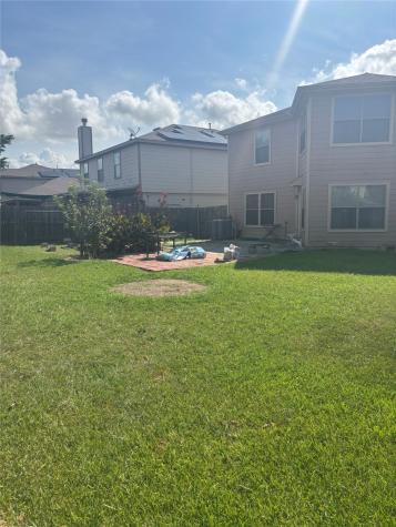 911 Belshear Court Houston TX 77073