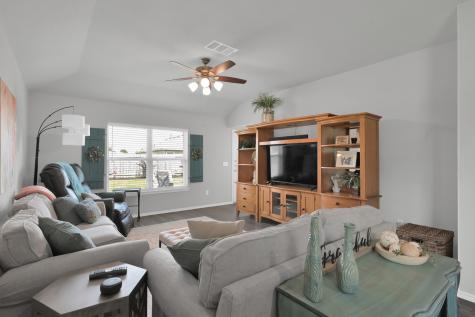 183 Bellewood Manor Drive Magnolia TX 77354