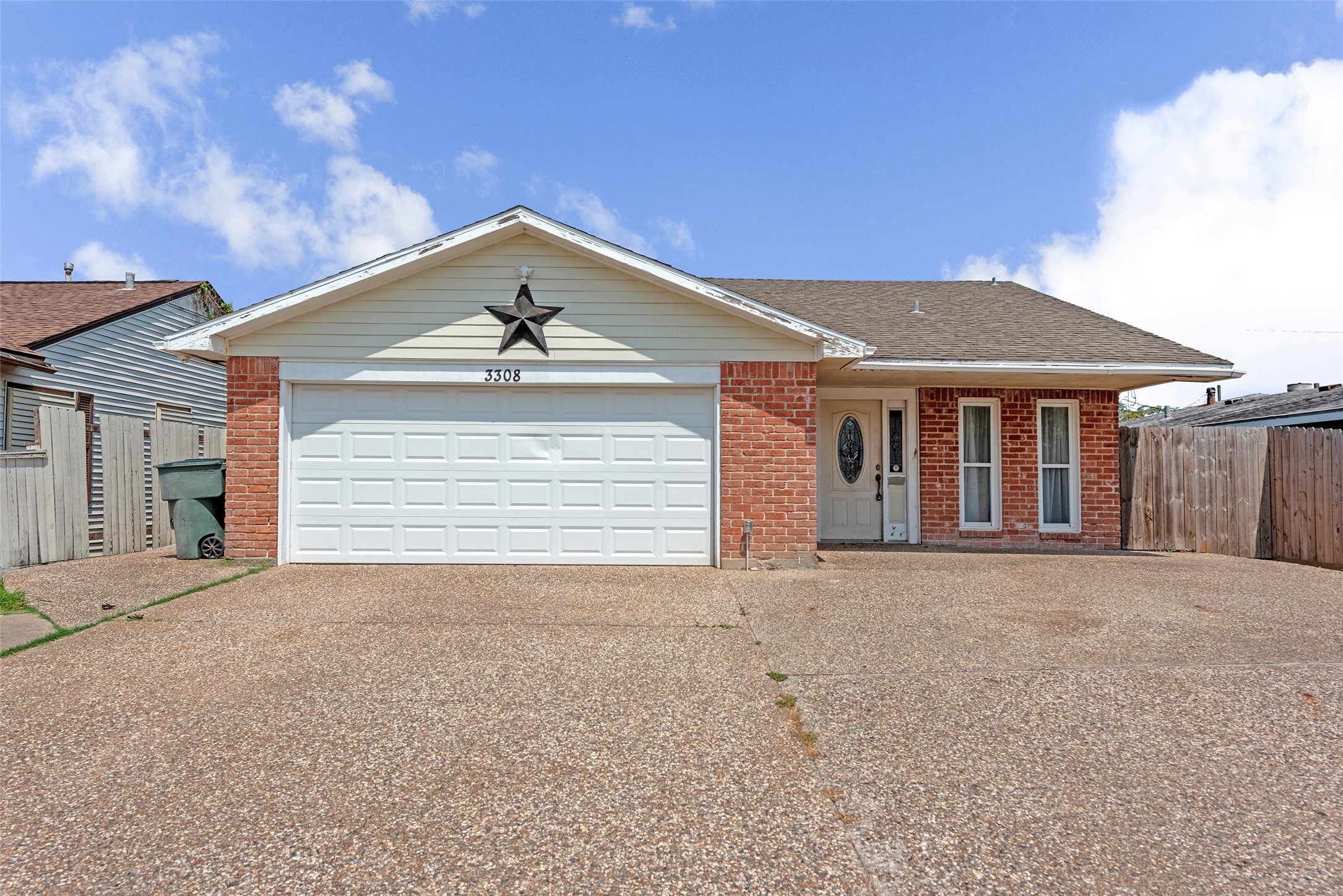 3308 Kleinmann Avenue Galveston TX 77551