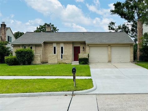 15474 Peermont Street Houston TX 77062