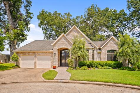 4838 Lake Village Drive Fulshear TX 77441