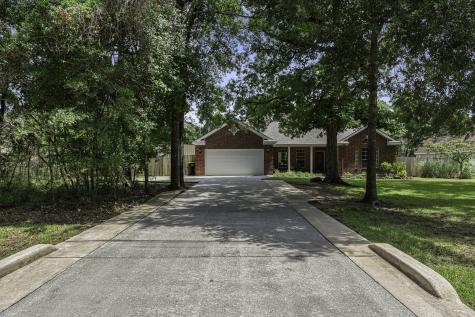 24 Lake Drive Conroe TX 77384