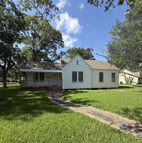 2301 Glenwood Drive Port Arthur TX 77642