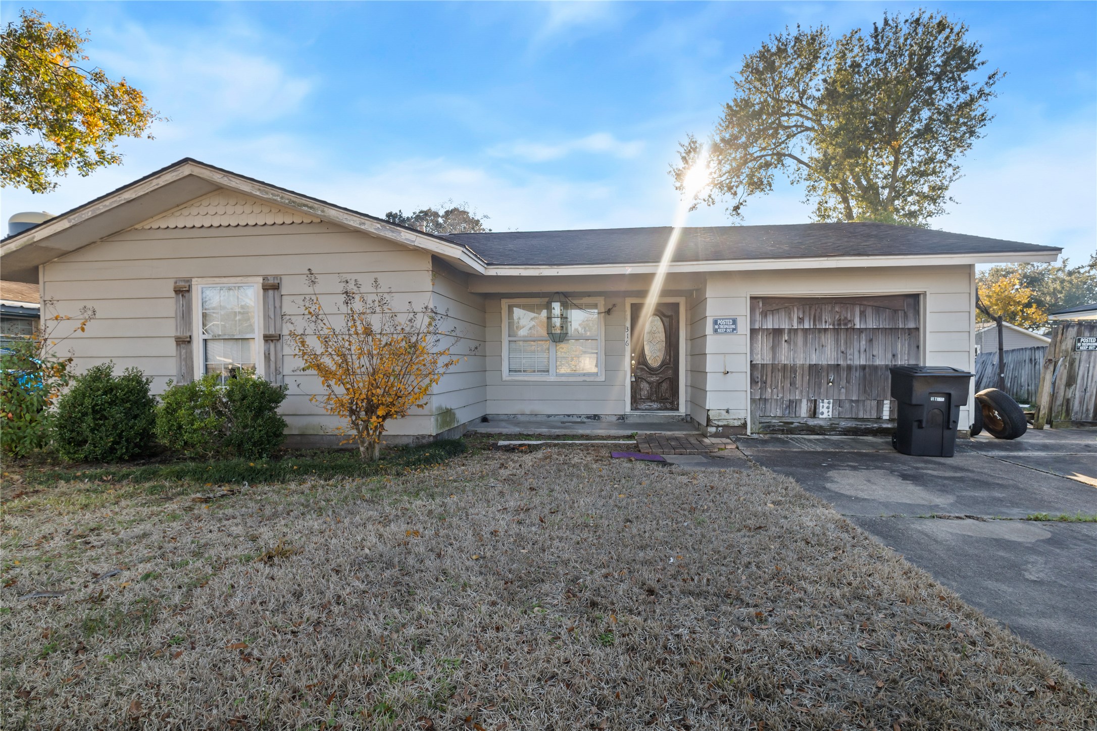 316 S 4th Street Nederland TX 77627