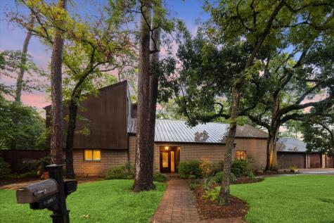 290 Knipp Road Houston TX 77024