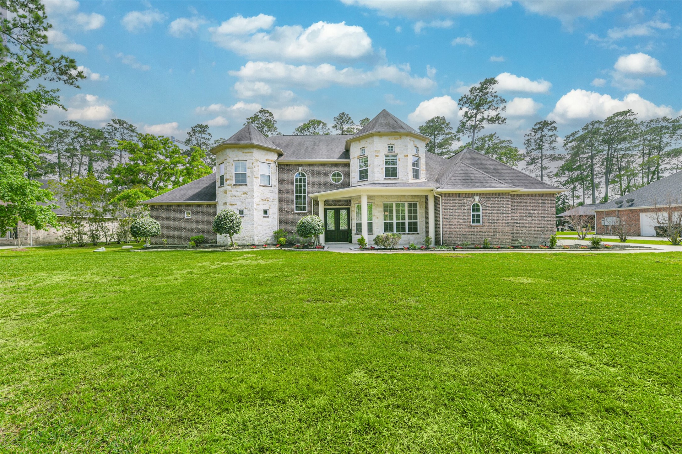 12326 Leather Saddle Court Houston TX 77044