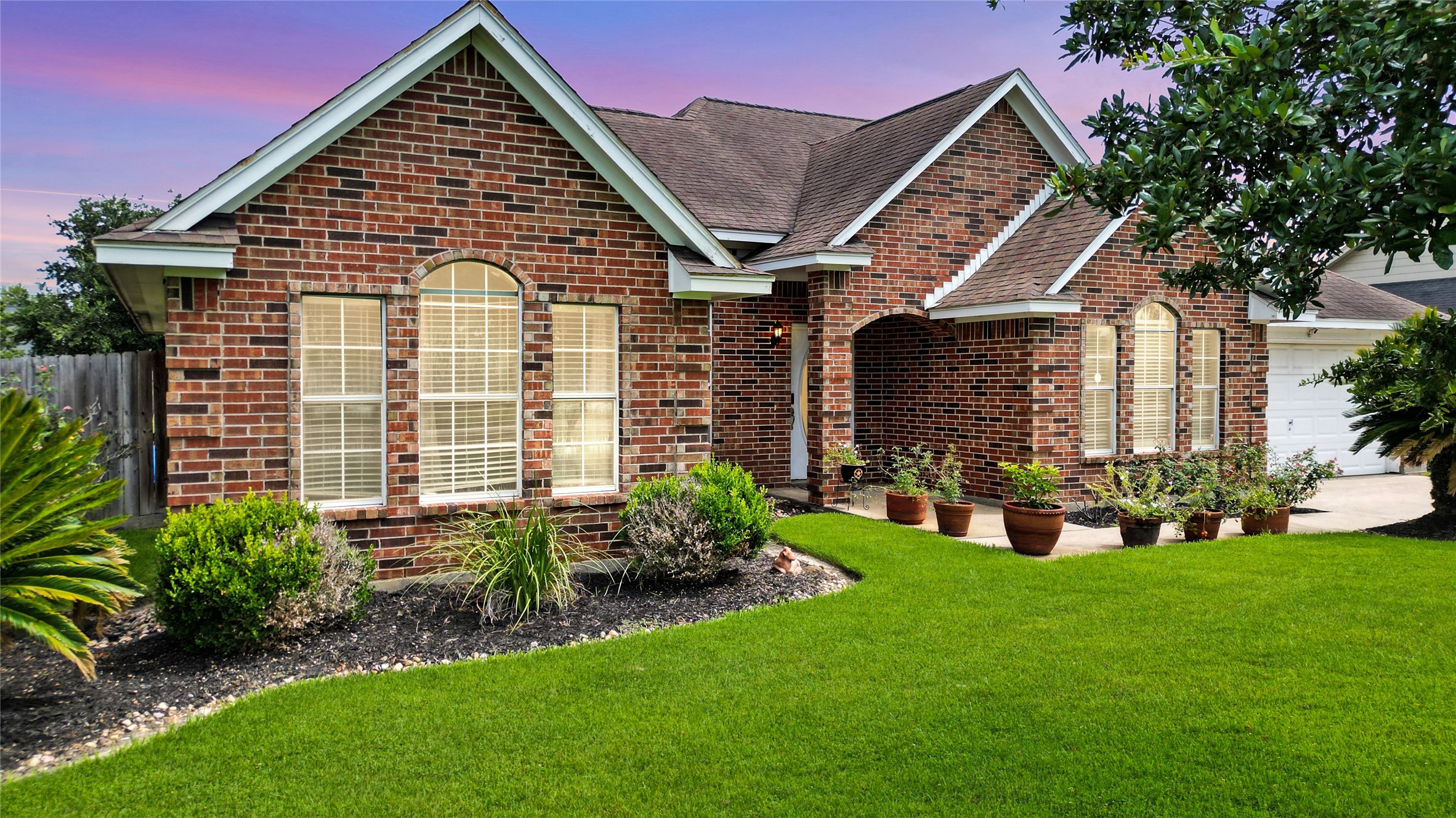 1922 Lafayette Lane Baytown TX 77523