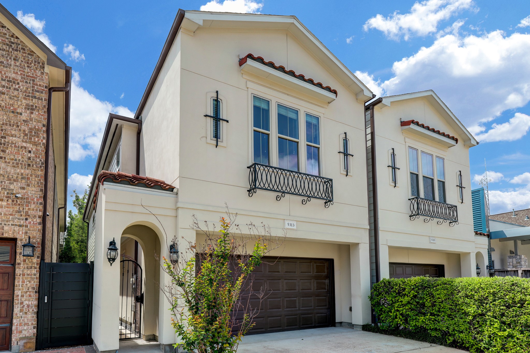 5313 Darling Street Houston TX 77007