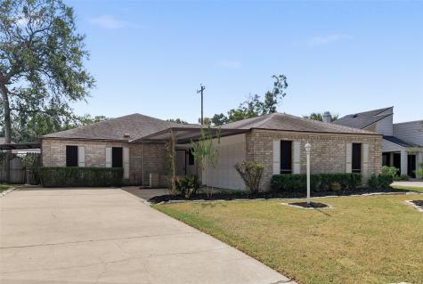 13723 Greenway Drive Sugar Land TX 77498