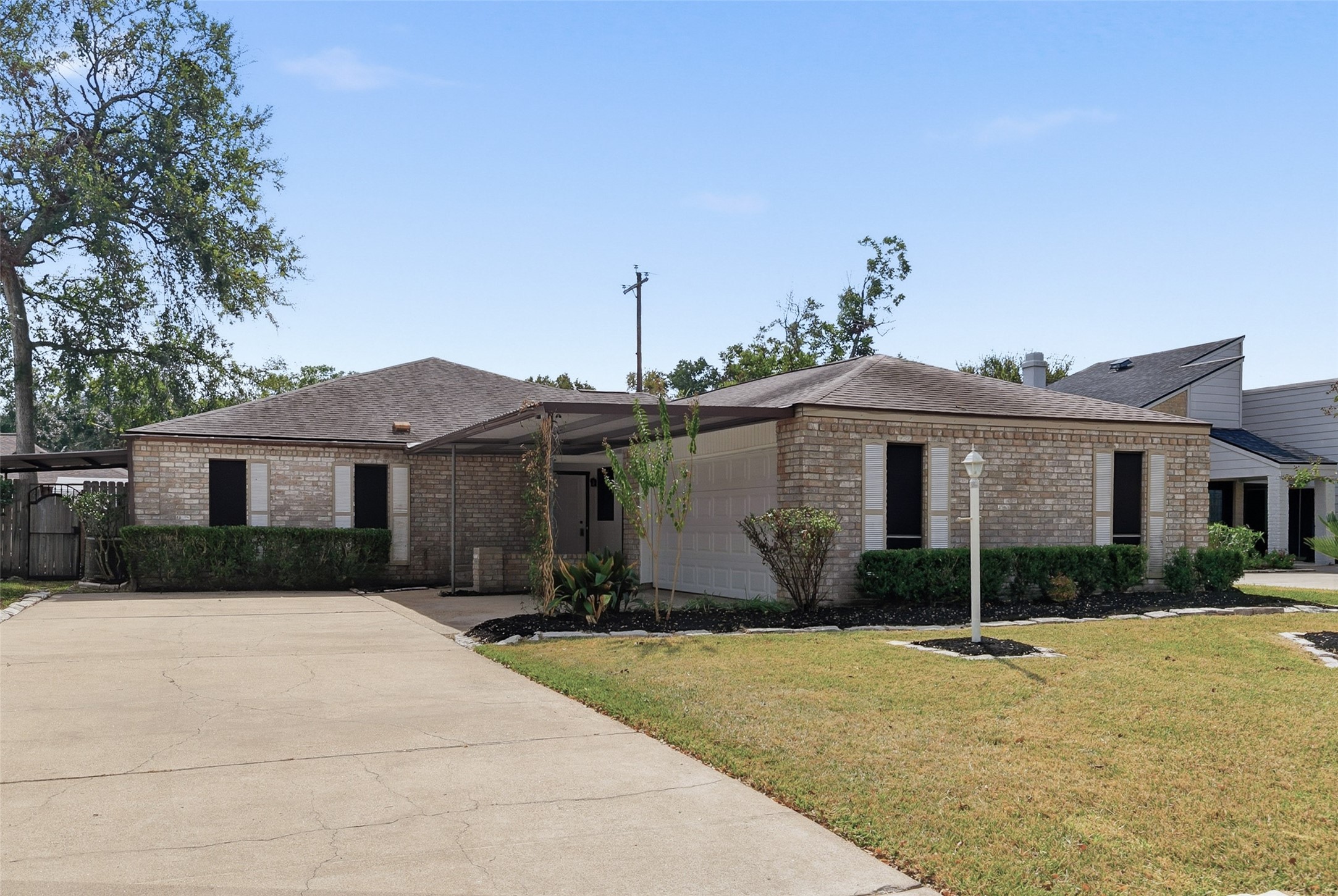 13723 Greenway Drive Sugar Land TX 77498