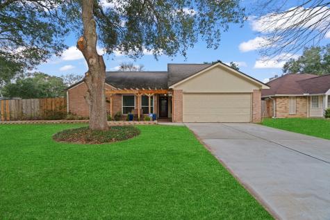 2622 Radcliffe Drive Sugar Land TX 77498