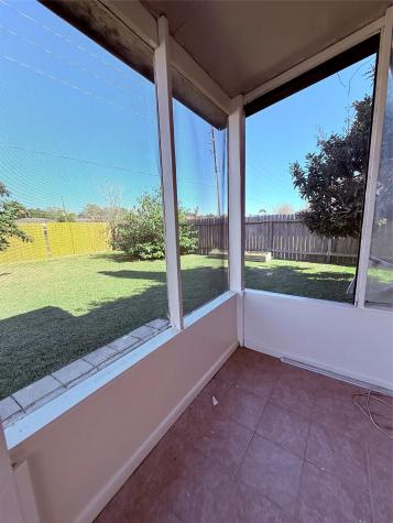 9323 Eaglewood Spring Drive Houston TX 77083