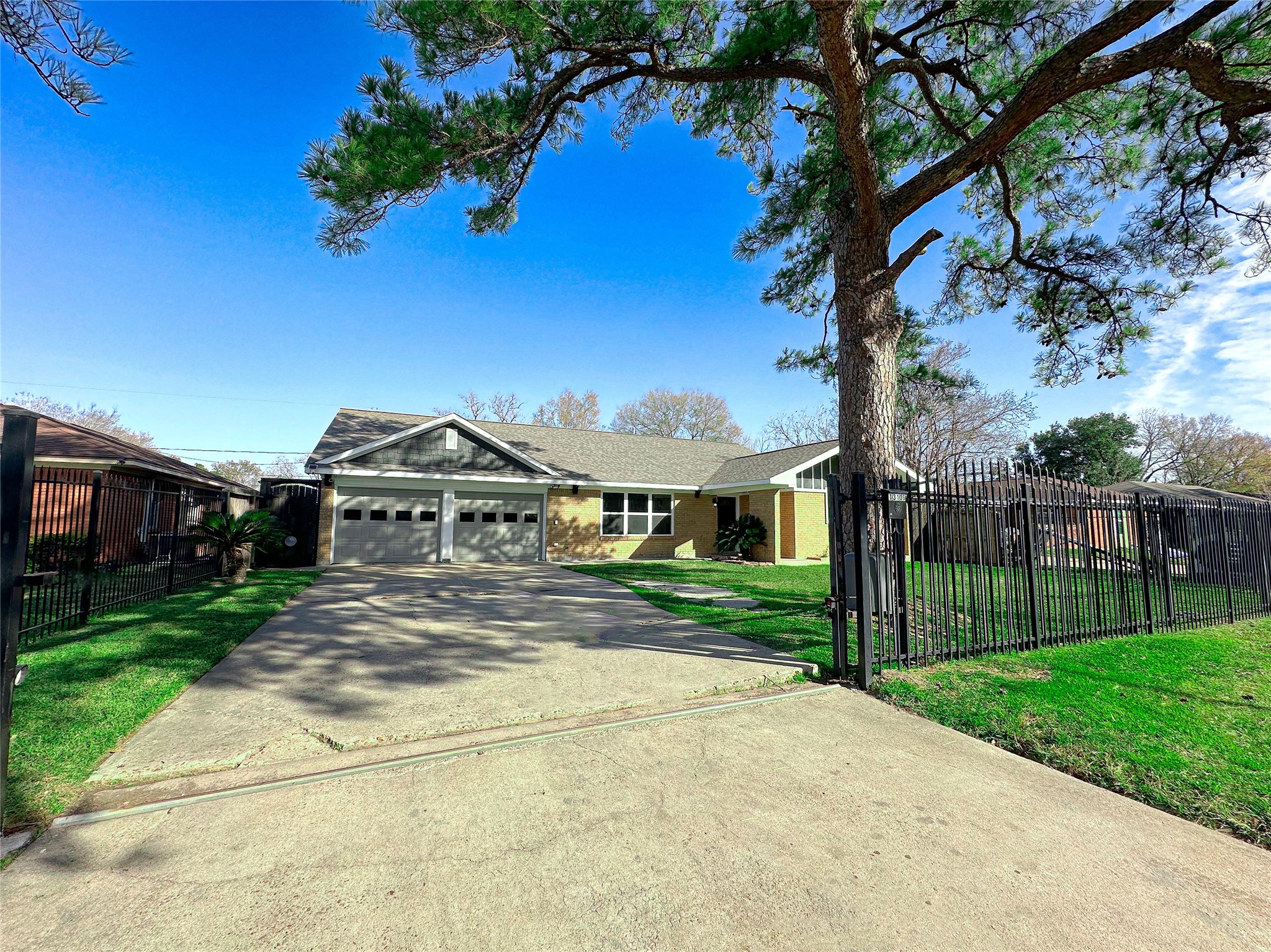 13109 Louisville Street Houston TX 77015