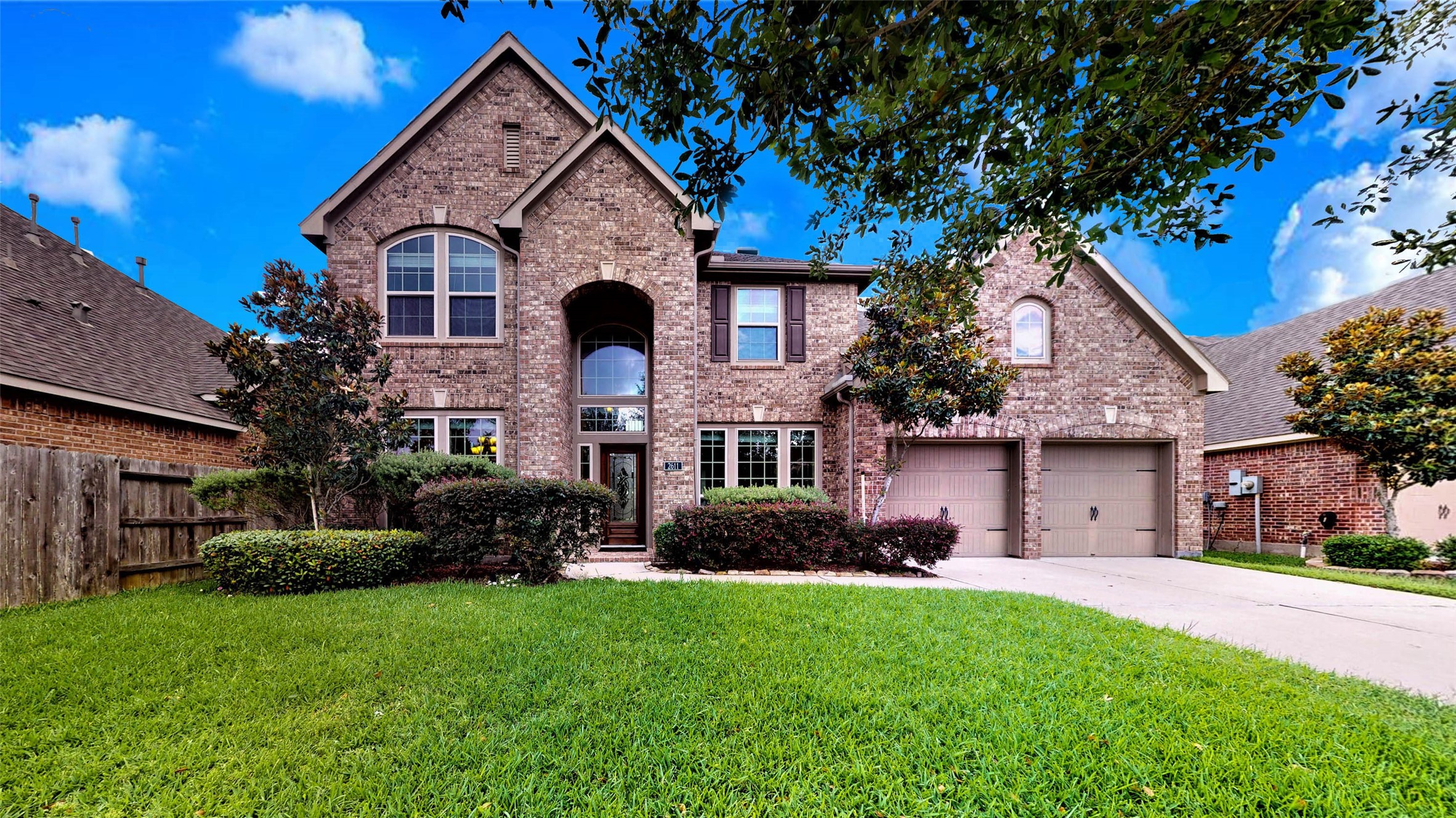 2611 Silent Walk Court Pearland TX 77584