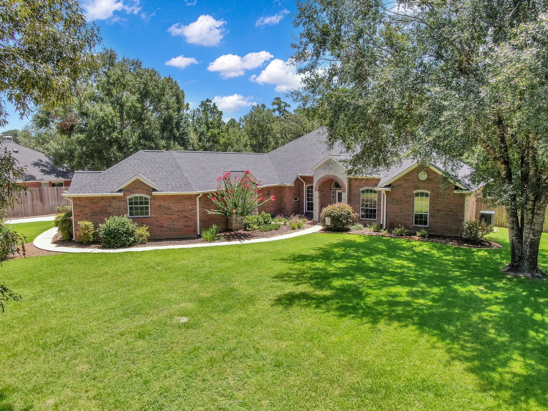 15509 Queen Elizabeth Court Montgomery TX 77316