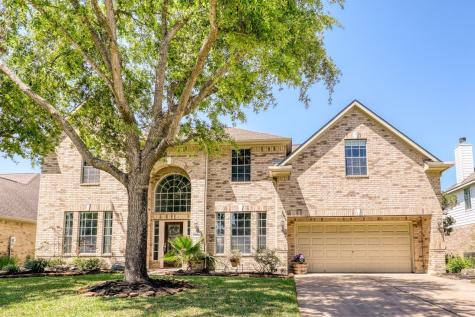 518 N Elder Grove Drive Pearland TX 77584