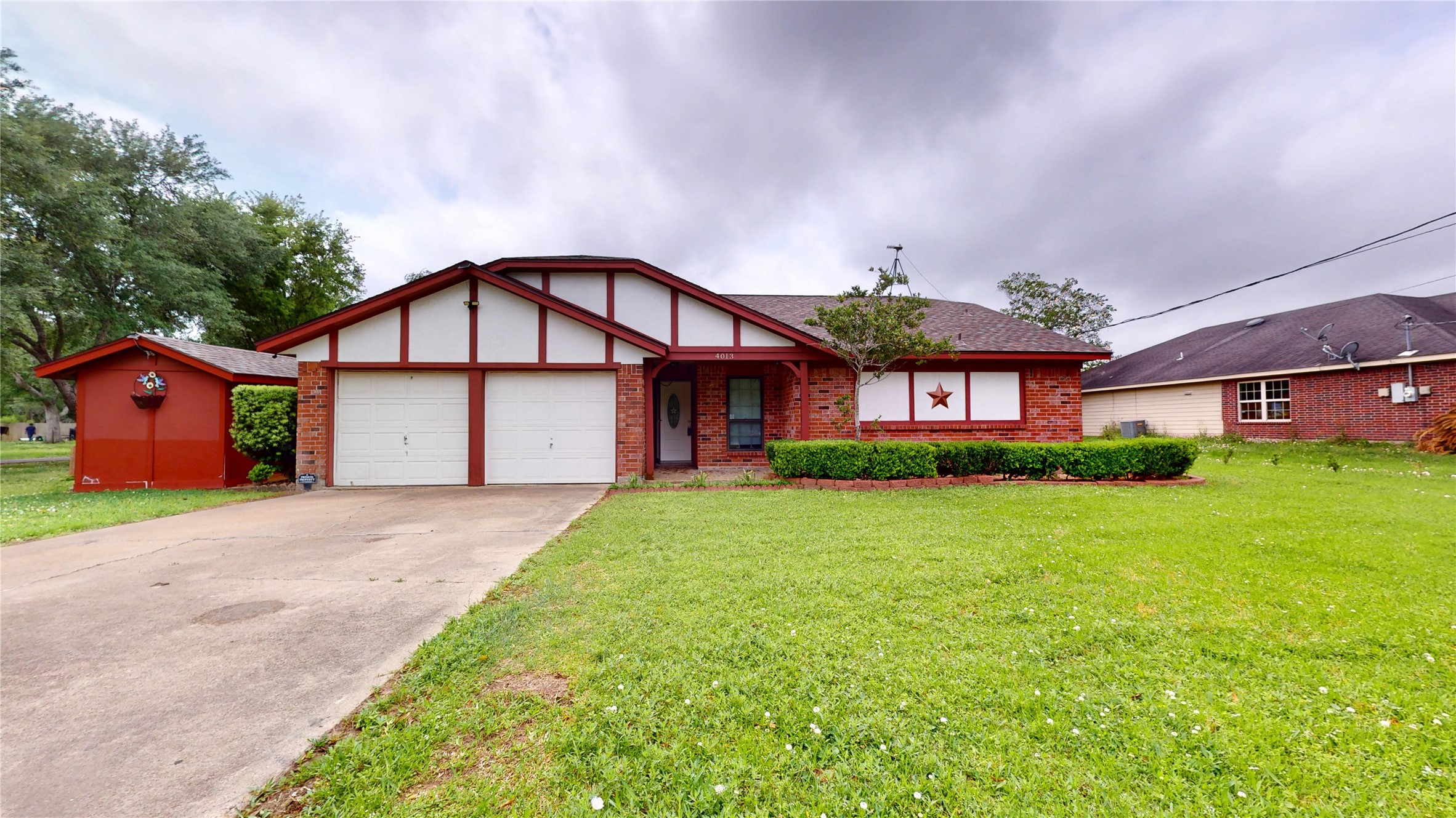 4013 County Road 962b Alvin TX 77511